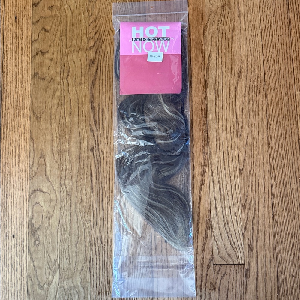 Hair Extensions - Picture 4 of 4